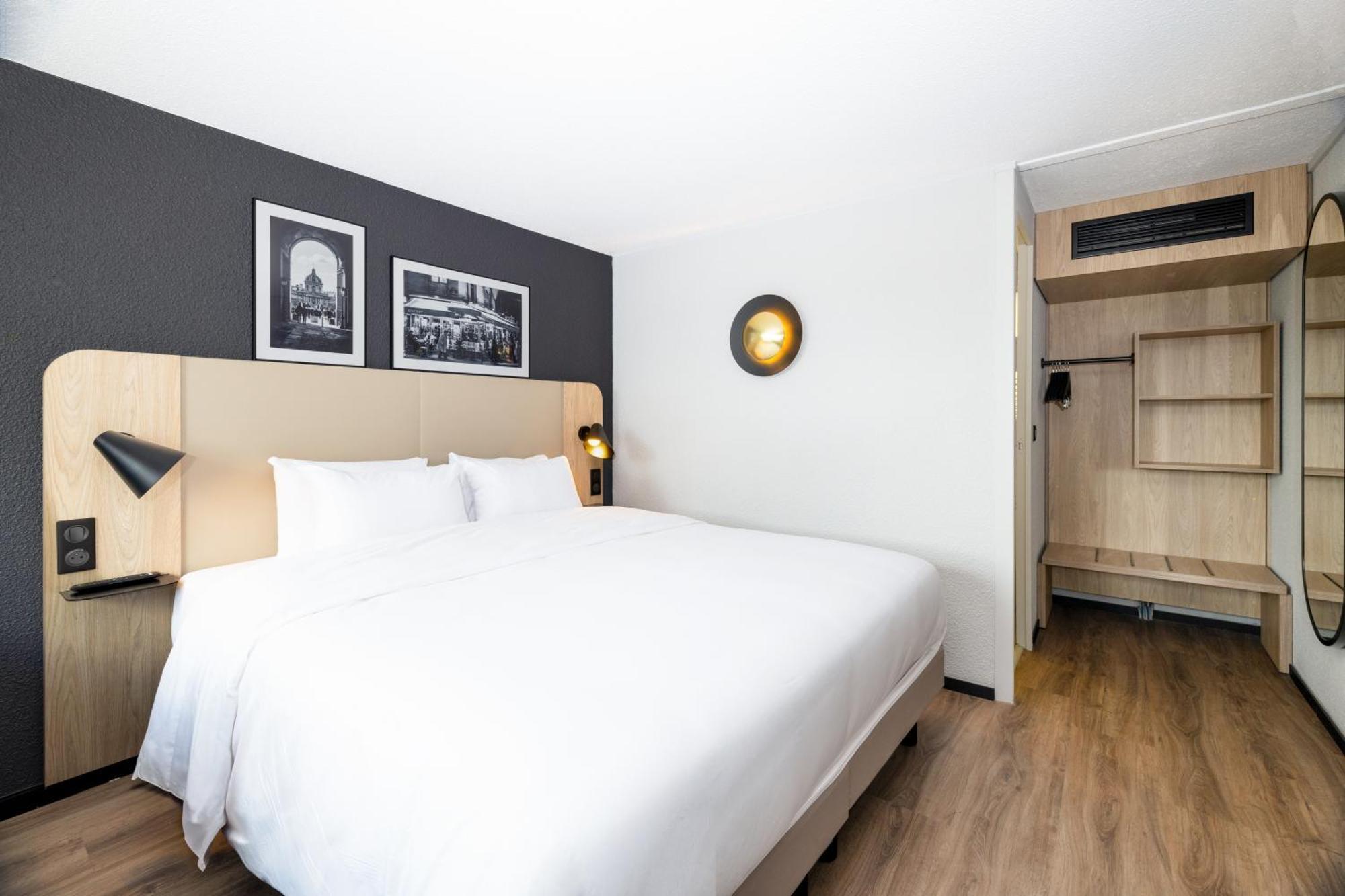 Campanile Marseille Saint Antoine Hotel Exterior photo